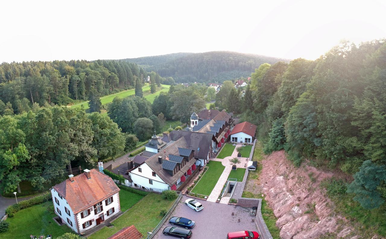 Naturhotel Ruegers Forstgut Mespelbrunn Exterior foto